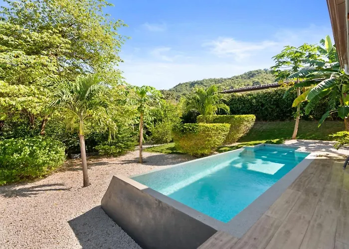 Luxurious With Bright, Modern Design And Private Infinity Pool In High-end Community Playa Flamingo